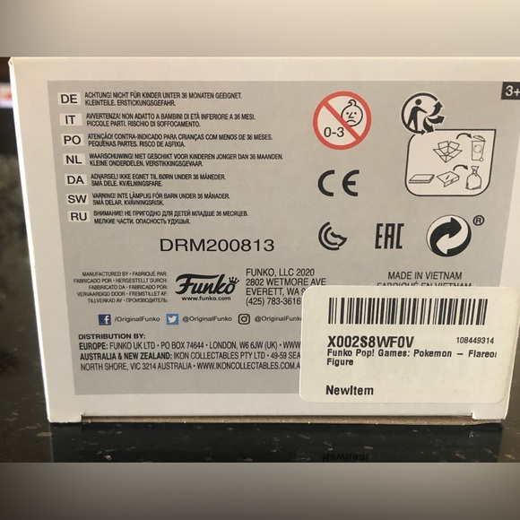 Pokémon Flareon Funko Pop - Picture 3 of 4